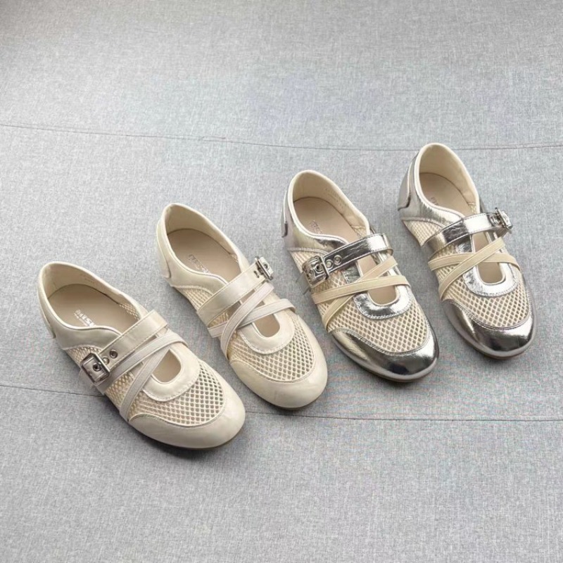 Nuove Sneakers Intrecciate con - Women'S Shoes recensione e prezzo